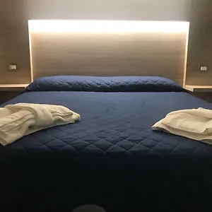 ** Hotel Riva Italia
